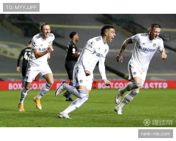 英超战术革新：创新阵型激活球队潜能，战绩亮眼迎来新机遇