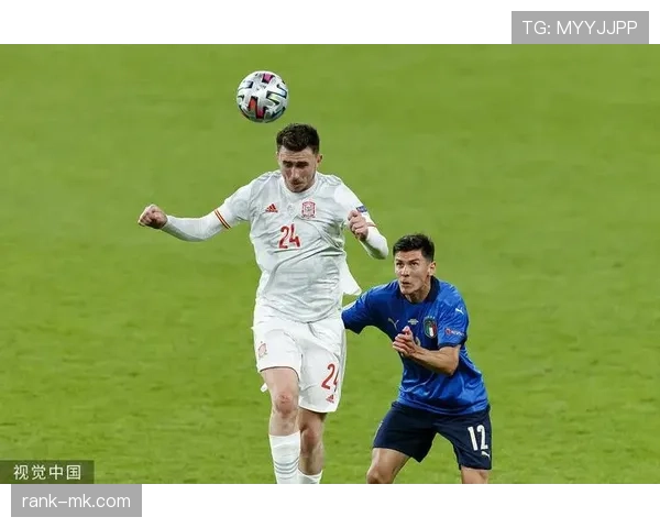 点球开枪后其他队员提前进区,规则如何判罚最易忽视?